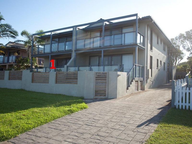 1/7 Ungala Road, Old Bar NSW 2430