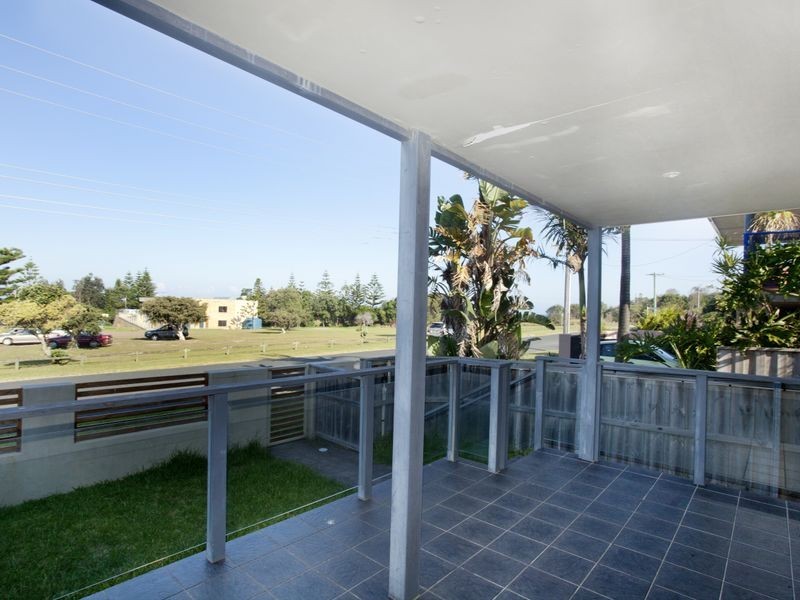 1/7 Ungala Road, Old Bar NSW 2430