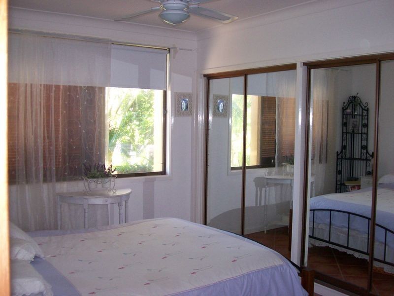9 Lewis Street, Old Bar NSW 2430