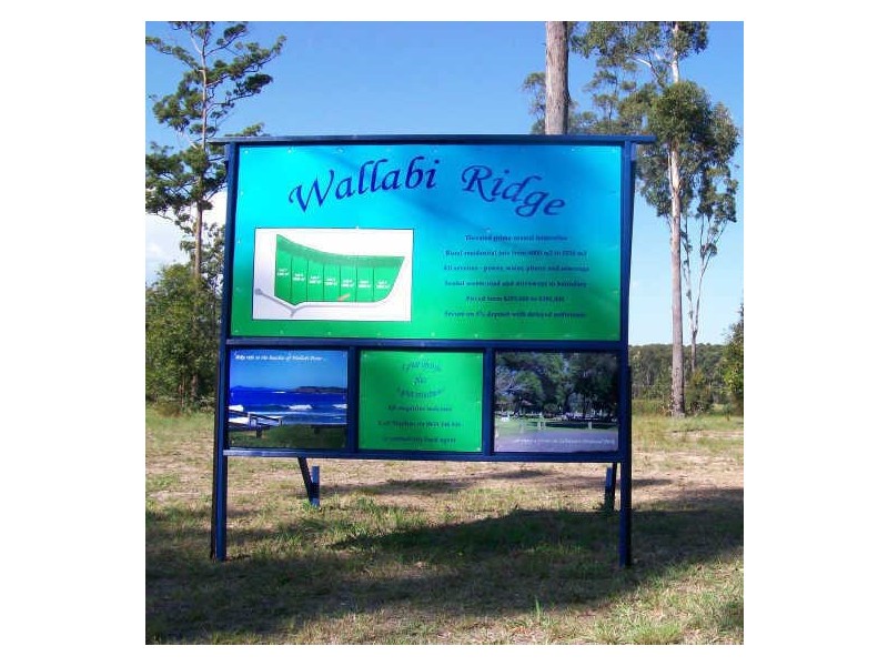 Peets Avenue, Wallabi Point NSW 2430