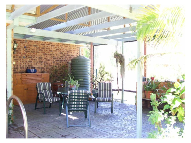 128 Old Bar Road, Old Bar NSW 2430