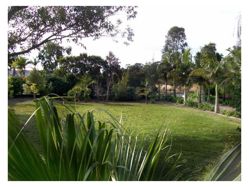 128 Old Bar Road, Old Bar NSW 2430
