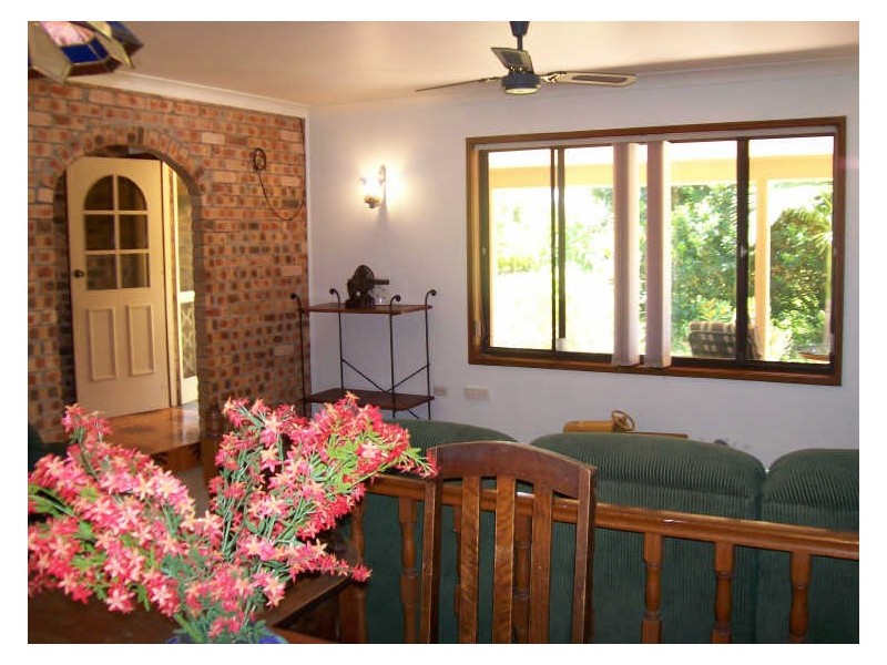 128 Old Bar Road, Old Bar NSW 2430