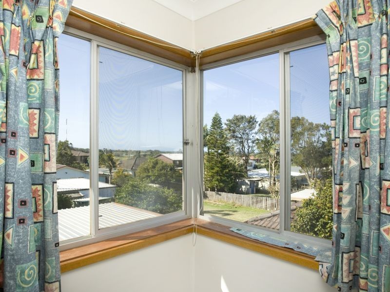 5 Tirriki Street, Old Bar NSW 2430