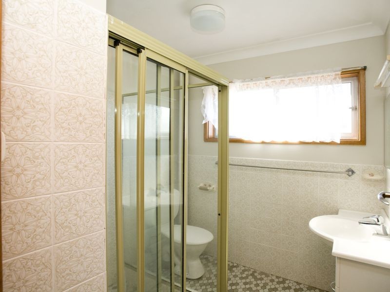 5 Tirriki Street, Old Bar NSW 2430