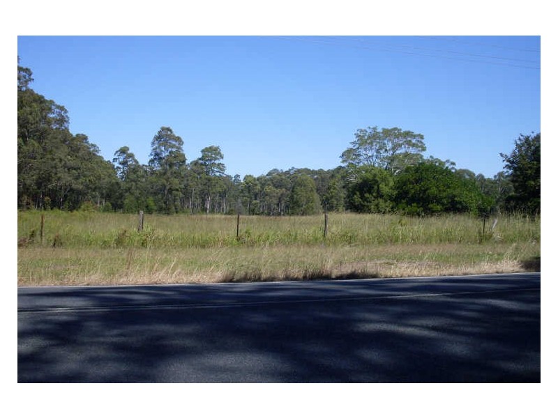 836 Old Bar Road, Old Bar NSW 2430