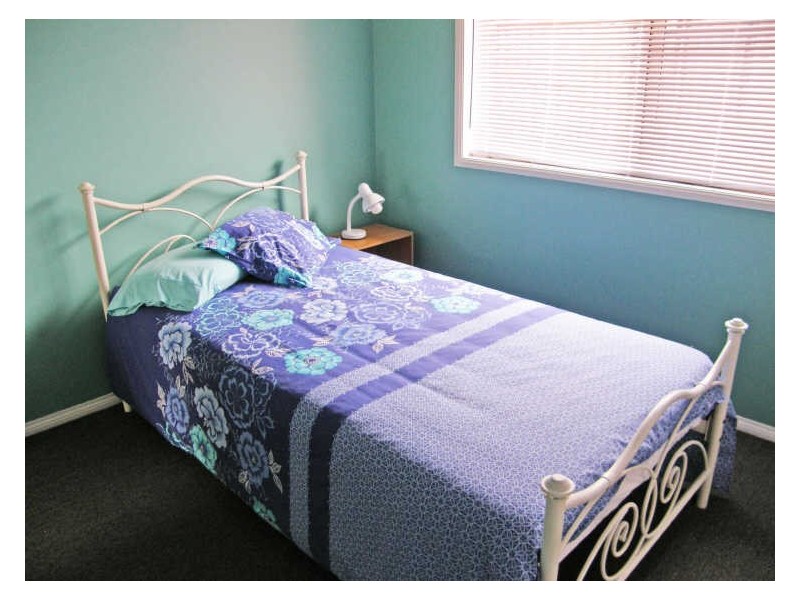 9 Oceanic Place, Old Bar NSW 2430