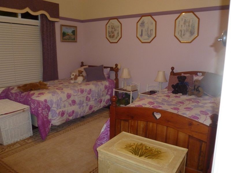 3 Rebecca Close, Old Bar NSW 2430