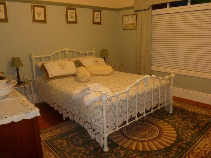 3 Rebecca Close, Old Bar NSW 2430