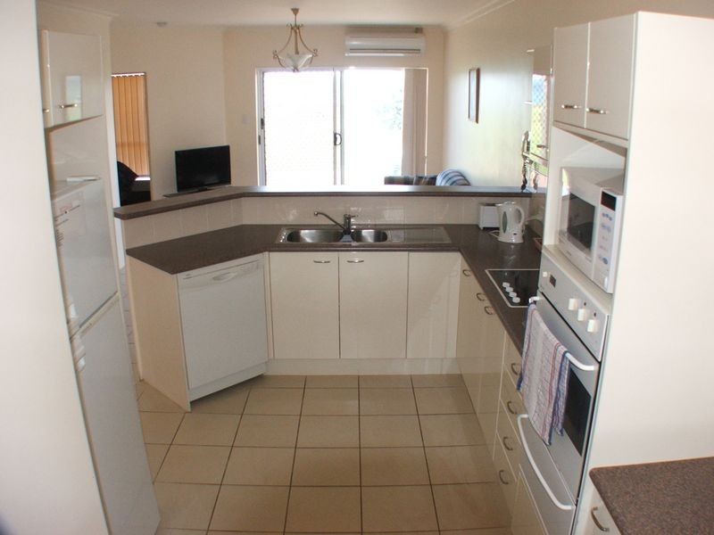 7/32 Lewis Street, Old Bar NSW 2430