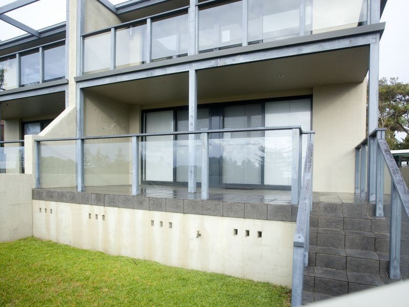 2/7 Ungala Road, Old Bar NSW 2430