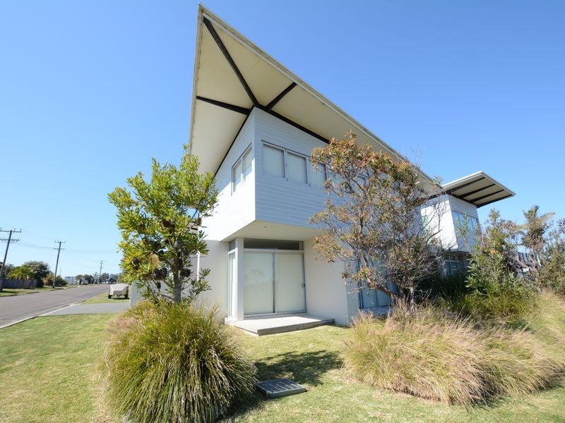 3/12-14 Pacific Street, Wallabi Point NSW 2430