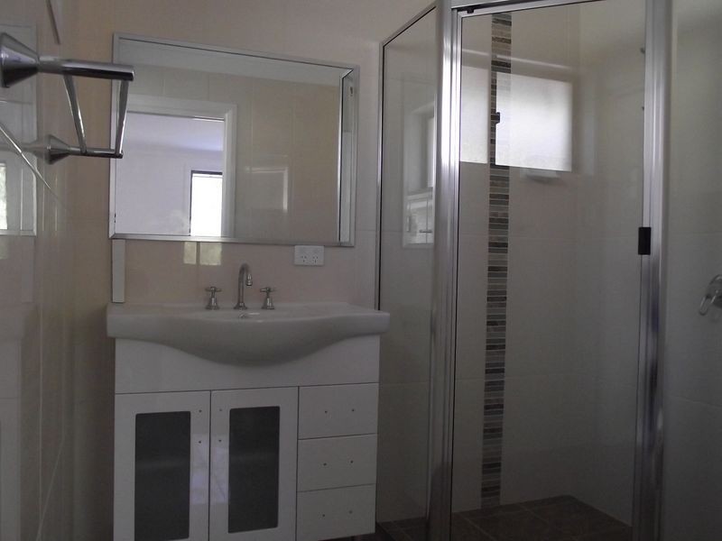 1/2 Eagle Close, Old Bar NSW 2430