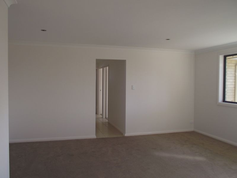 1/2 Eagle Close, Old Bar NSW 2430