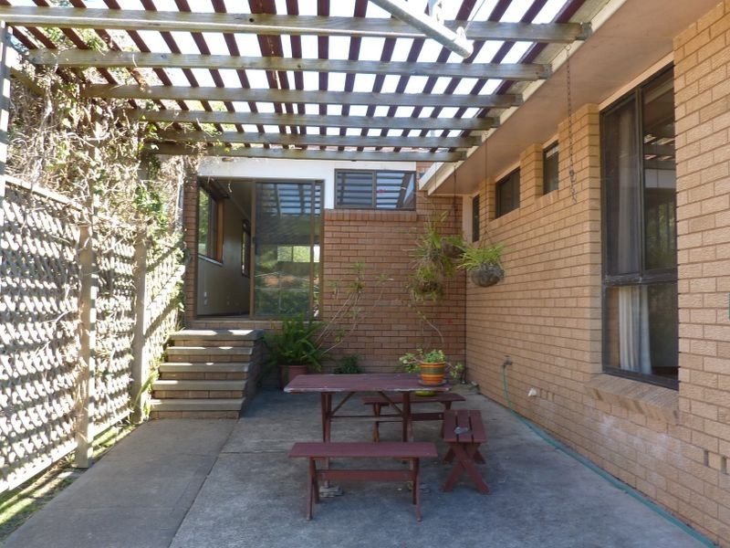 20 Joel Drive, Old Bar NSW 2430