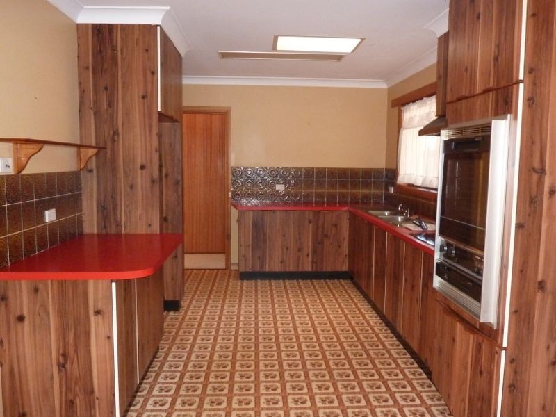 20 Joel Drive, Old Bar NSW 2430