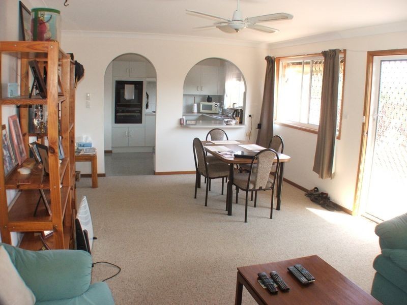 1/7 Casuarina Close, Old Bar NSW 2430