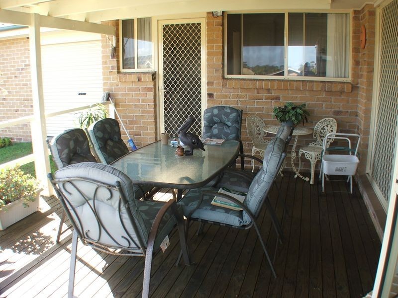12 Leopardwood Street, Old Bar NSW 2430
