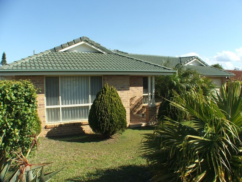 12 Leopardwood Street, Old Bar NSW 2430