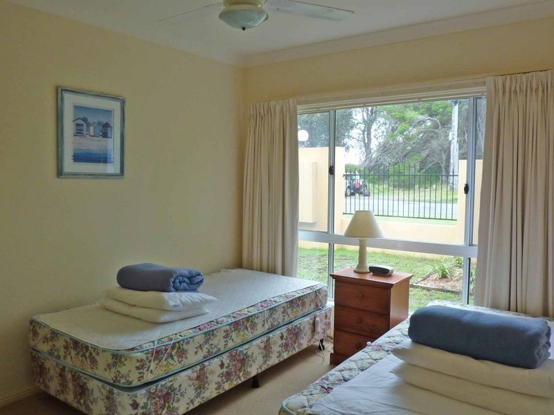27/32 Lewis Street, Old Bar NSW 2430