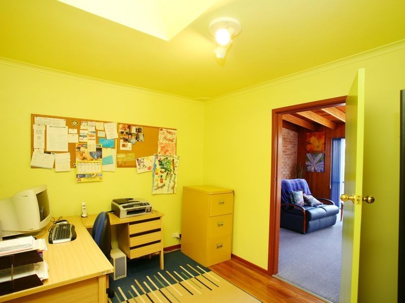 1 Tirriki Street, Old Bar NSW 2430