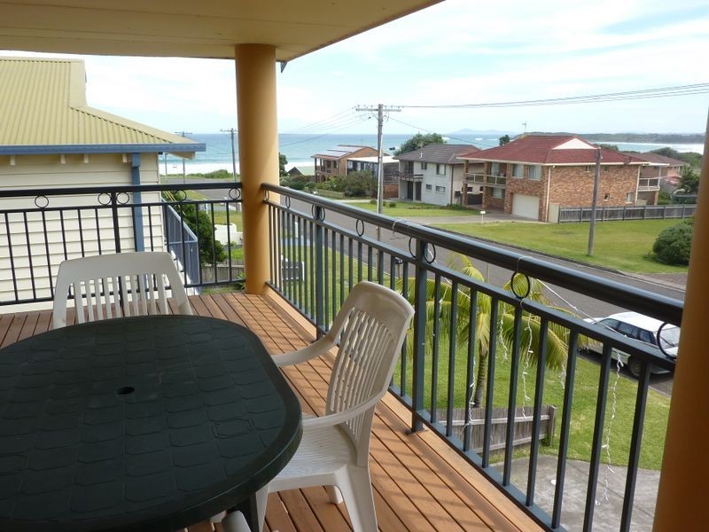14 Ocean Drive, Wallabi Point NSW 2430