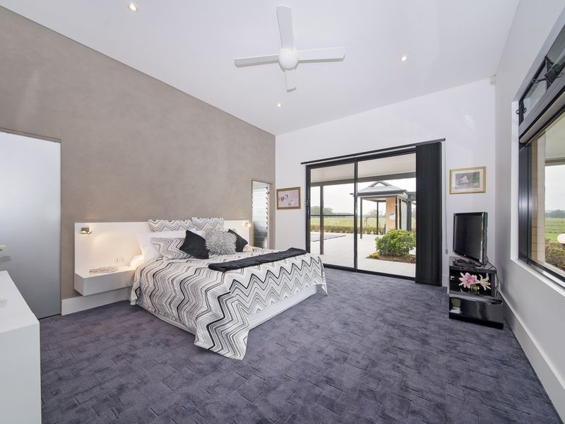 108 Cowans Lane, Oxley Island NSW 2430