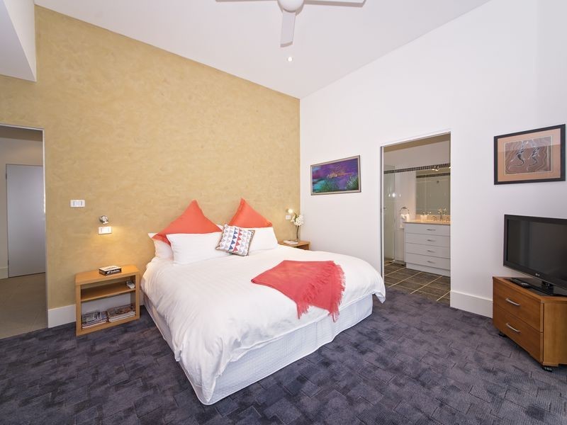 108 Cowans Lane, Oxley Island NSW 2430