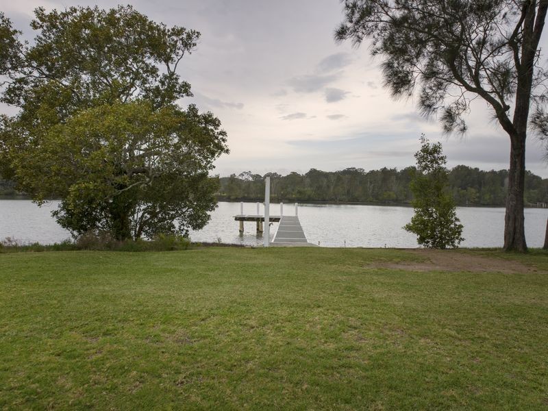 108 Cowans Lane, Oxley Island NSW 2430