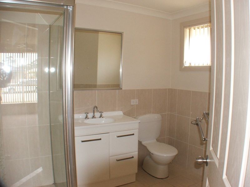 6 Albatross Way, Old Bar NSW 2430