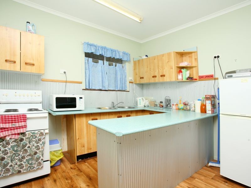 93 Main Street, Manning Point NSW 2430