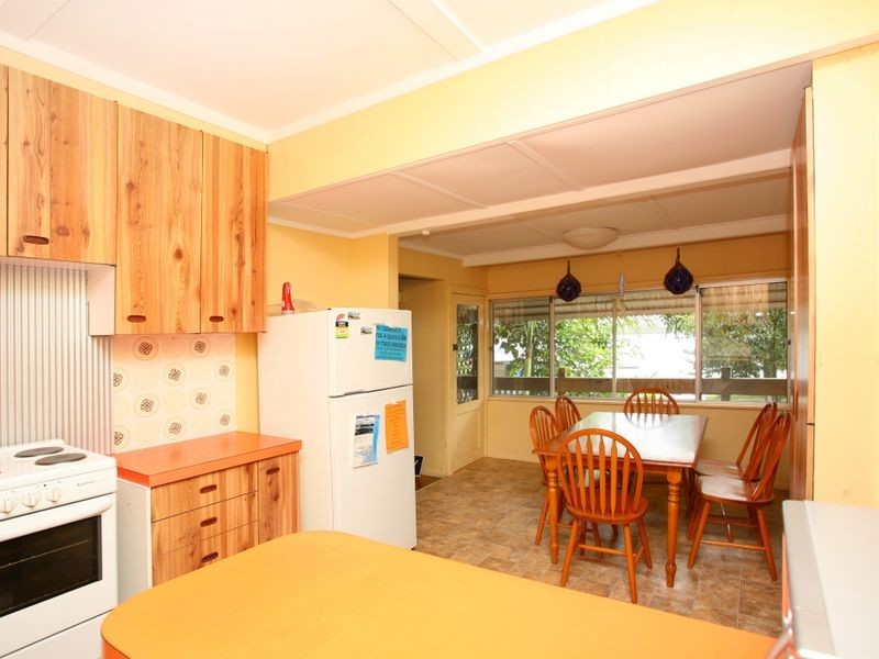 93 Main Street, Manning Point NSW 2430