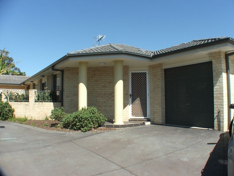 2/6 Bryan, Old Bar NSW 2430