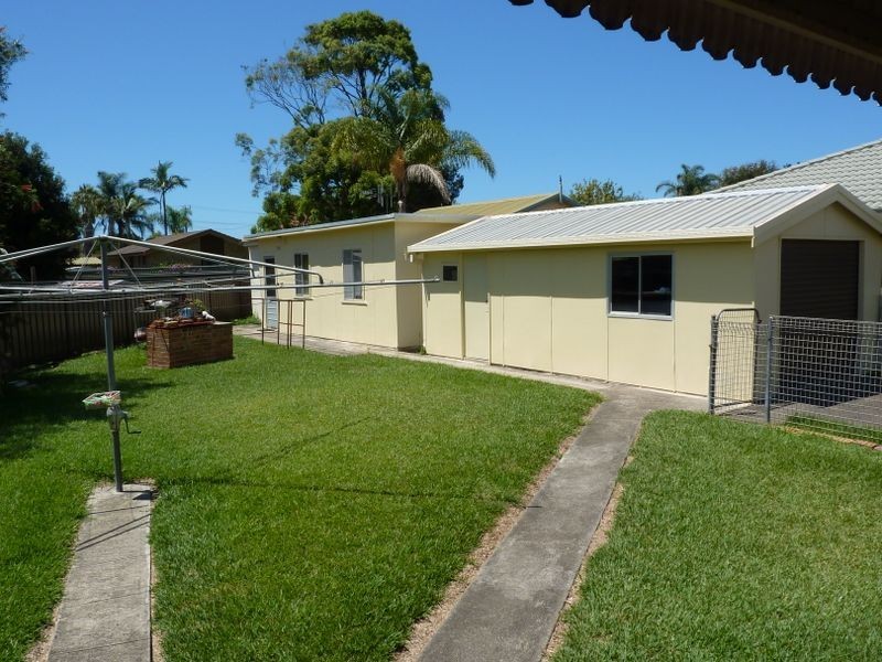 56 Waterman Street, Old Bar NSW 2430
