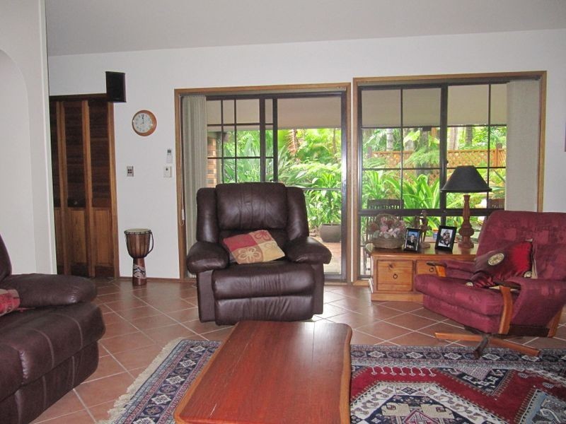 26 Kolinda Drive, Old Bar NSW 2430