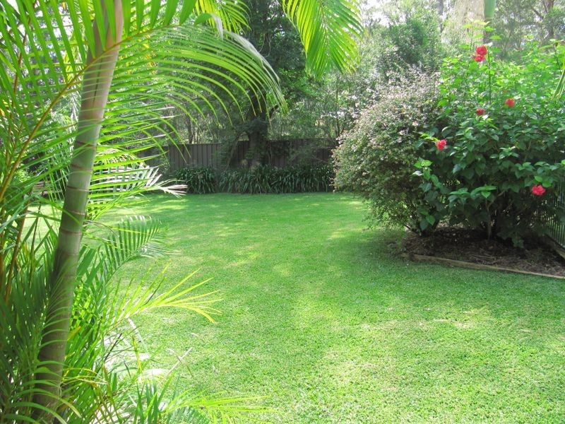 26 Kolinda Drive, Old Bar NSW 2430