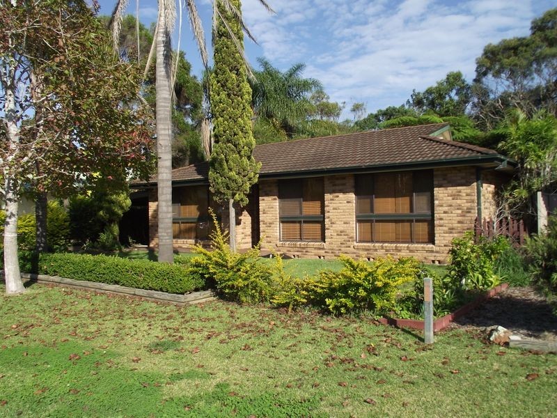 12 Drury Close, Old Bar NSW 2430