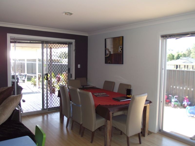 38 Ivy Crescent, Old Bar NSW 2430