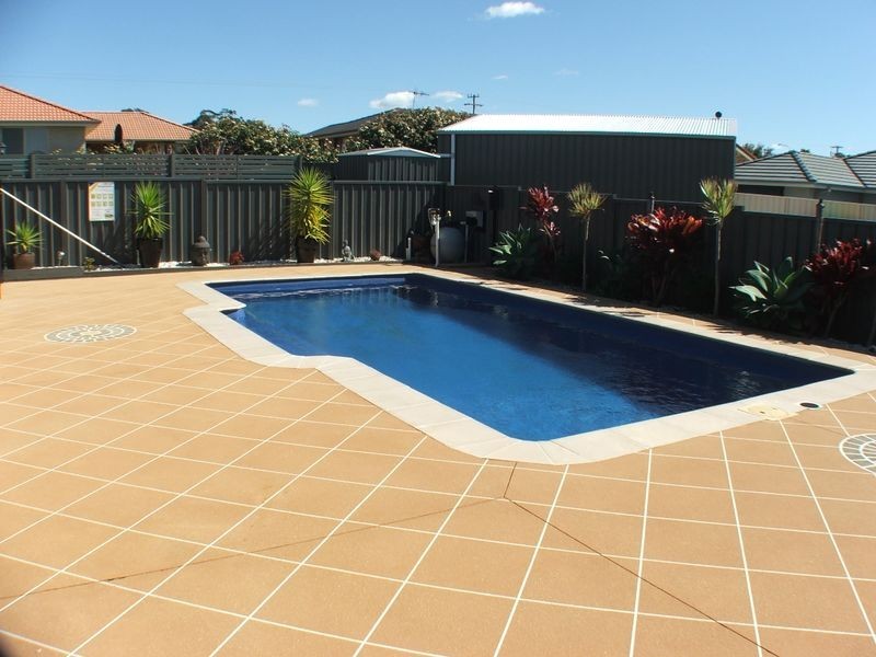 38 Ivy Crescent, Old Bar NSW 2430