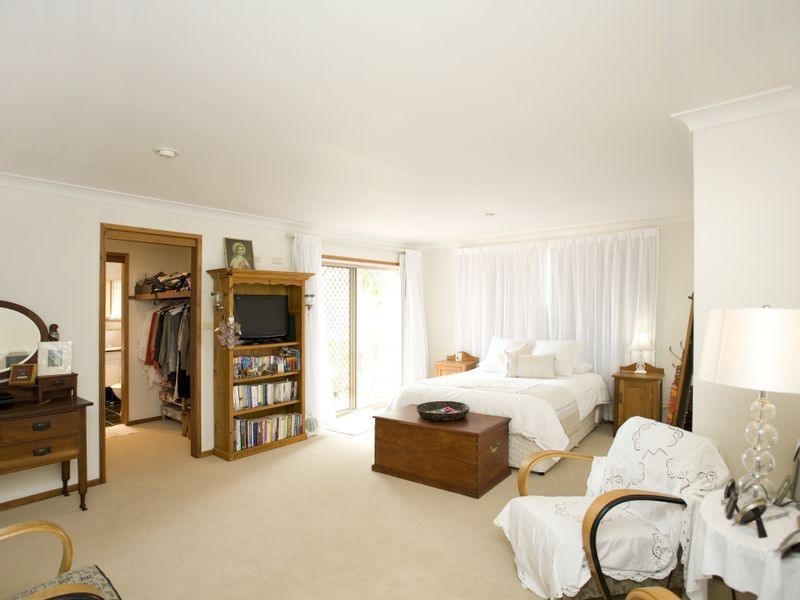 3 Kamala Close, Old Bar NSW 2430