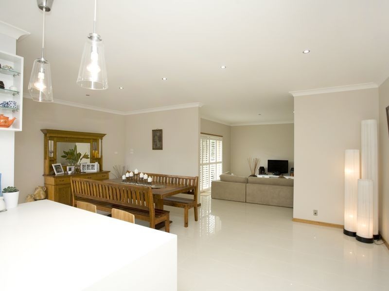 3 Kamala Close, Old Bar NSW 2430