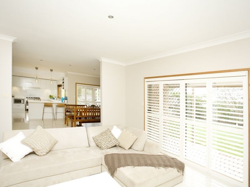 3 Kamala Close, Old Bar NSW 2430