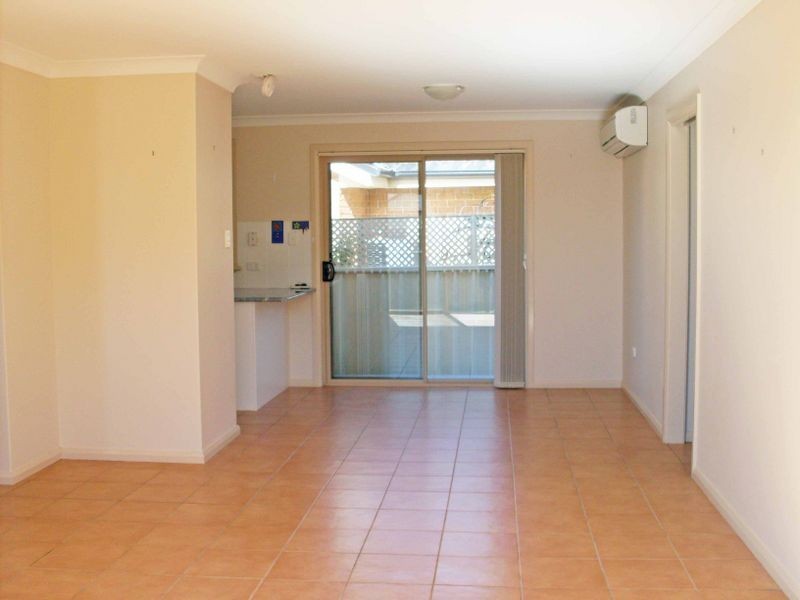 2/6 Ivy Crescent, Old Bar NSW 2430