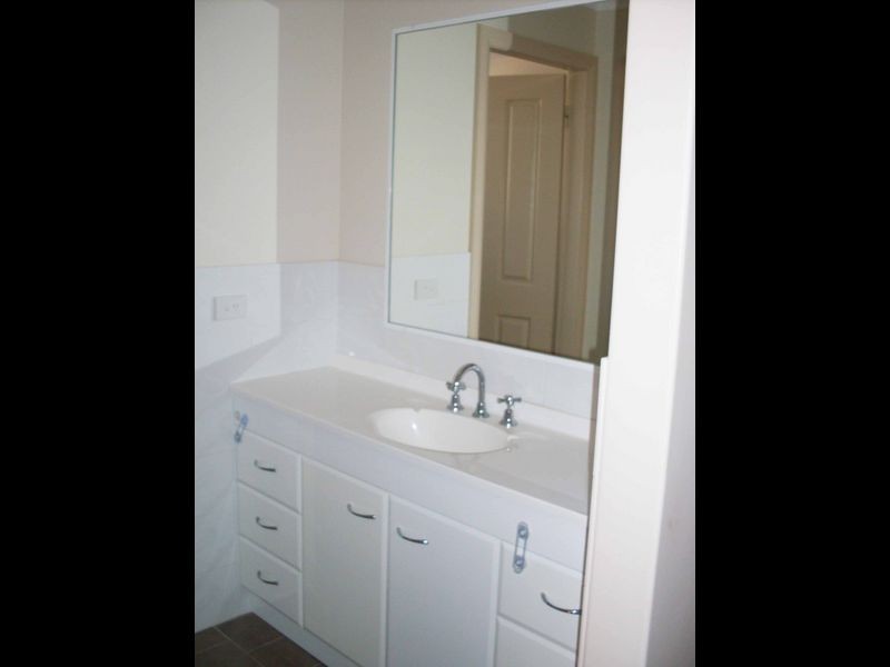 2/6 Ivy Crescent, Old Bar NSW 2430