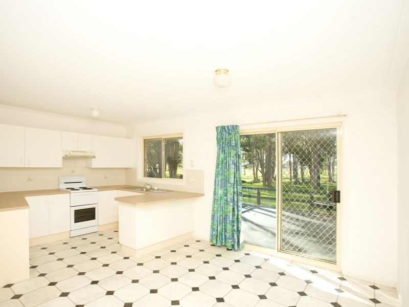 59 Old Bar Road, Old Bar NSW 2430