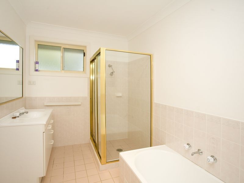 59 Old Bar Road, Old Bar NSW 2430