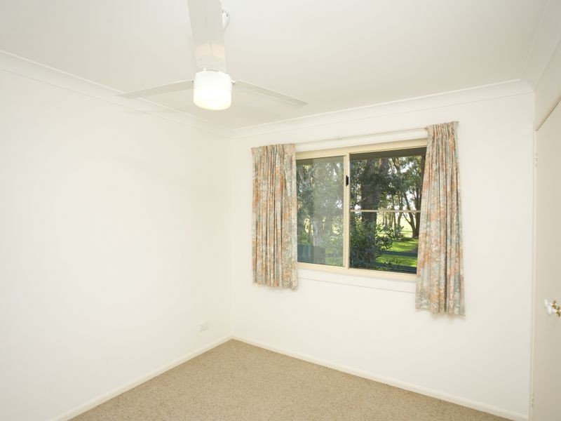 59 Old Bar Road, Old Bar NSW 2430