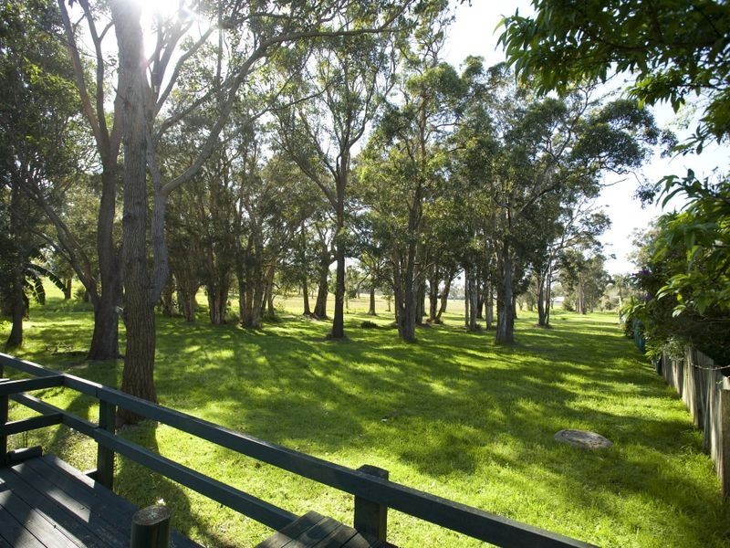 59 Old Bar Road, Old Bar NSW 2430