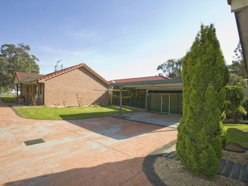59 Old Bar Road, Old Bar NSW 2430