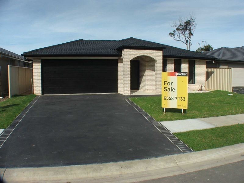 34 Albatross Way, Old Bar NSW 2430
